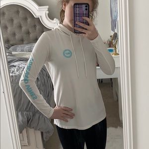 Vinyard vines hooded long sleeved shirt